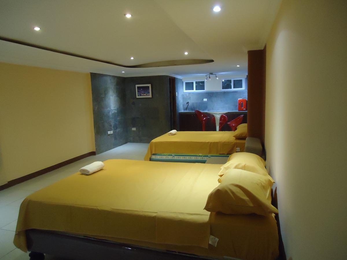 Hostaling Guayaquil Mercedes ภายนอก รูปภาพ